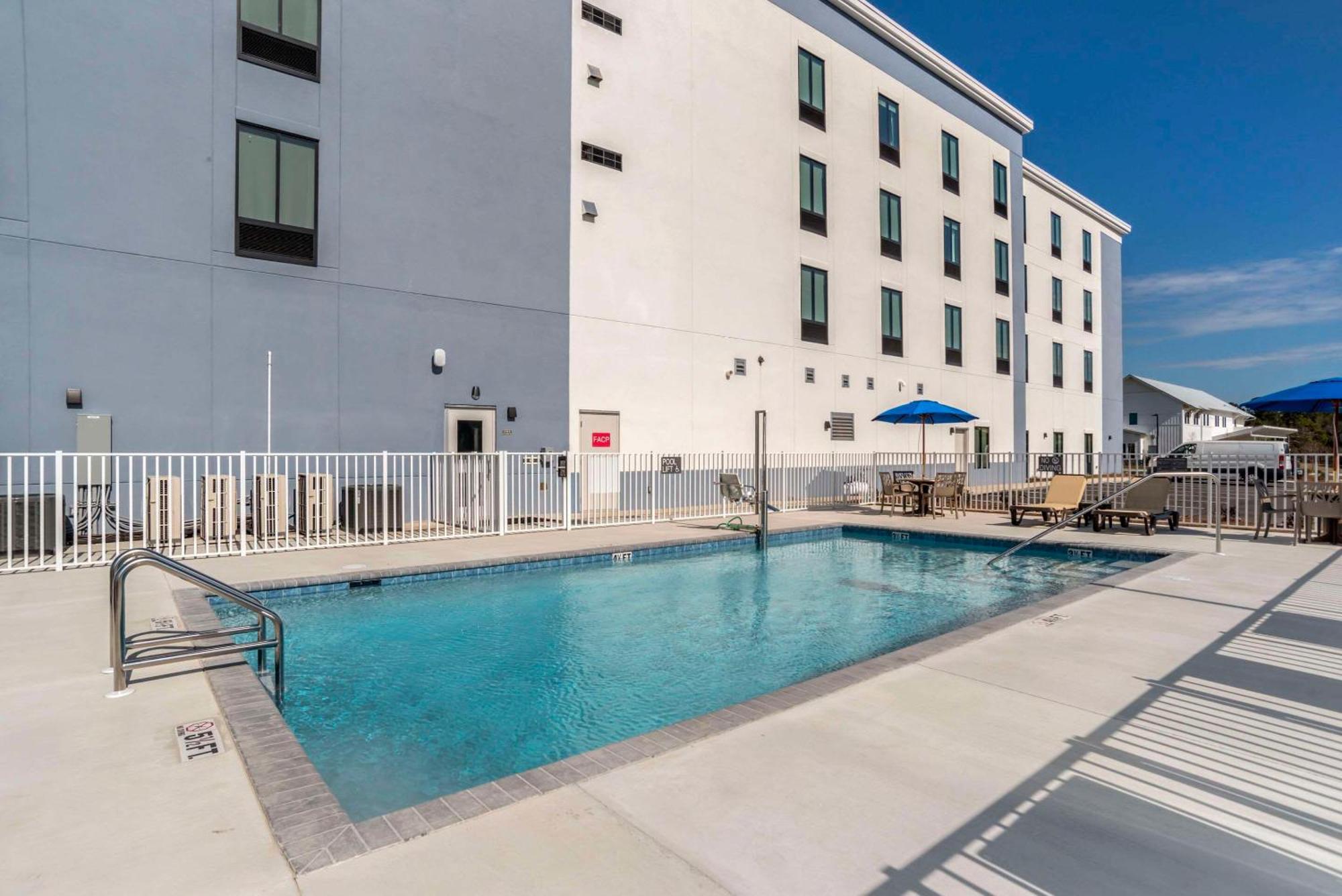 Comfort Inn & Suites Panama City Beach - Pier Park Area Kültér fotó
